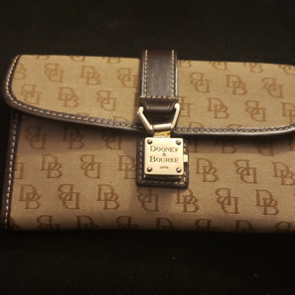 Dooney and Bourke